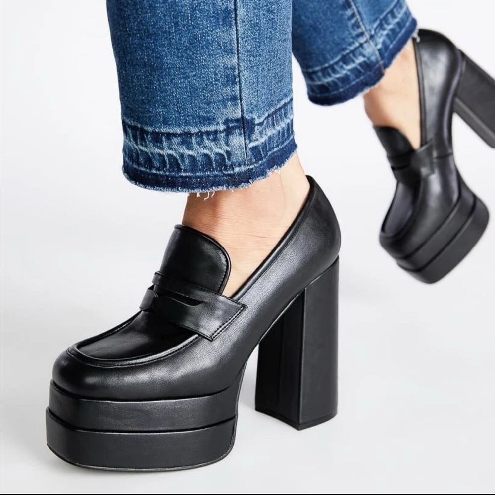 Black Platform Loafer Size 6.5